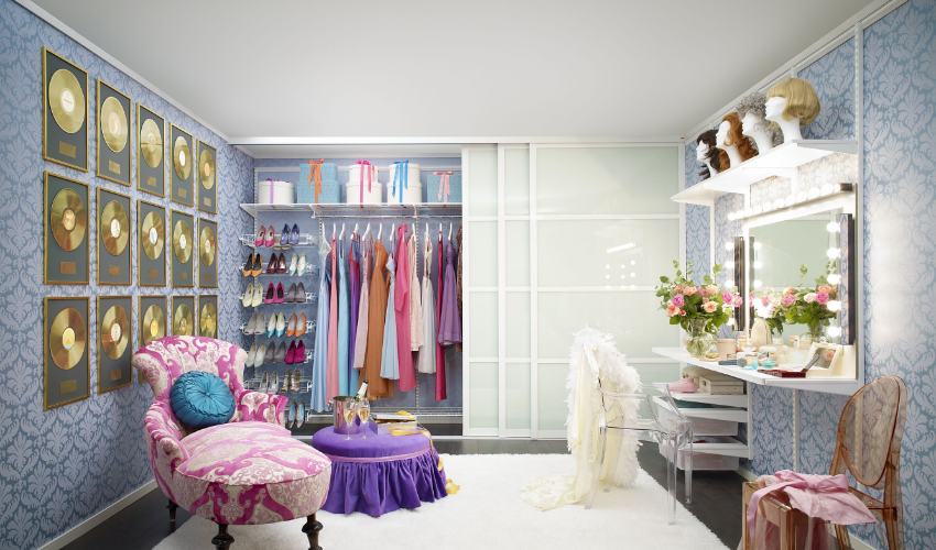 Add Glam to Your Rooms With Brightening Colors